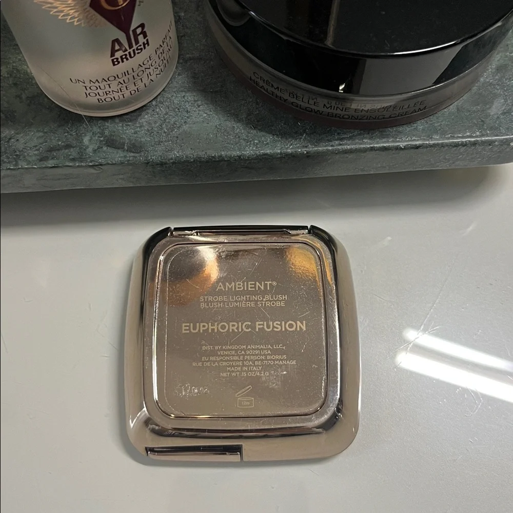 Hourglass ambient lighting blush - Picture 2 of 2